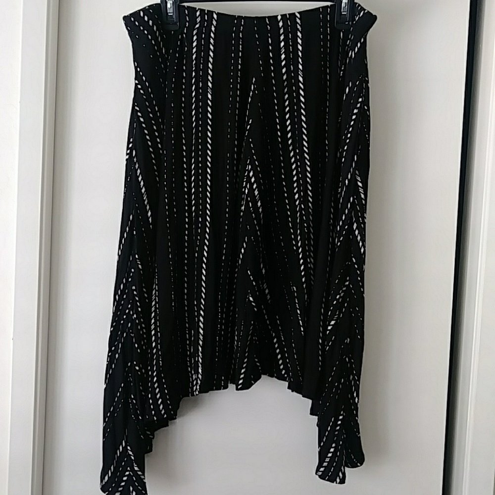 Black & White Skirt